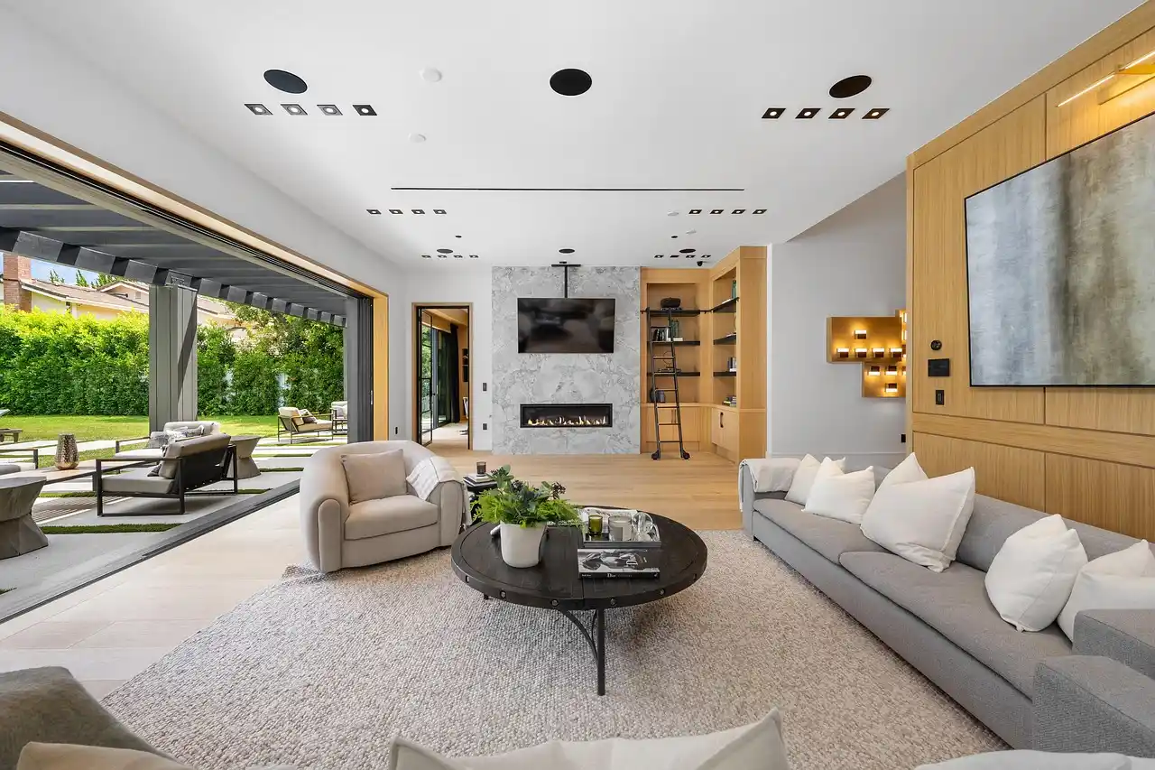 Home Window Tinting: Benefits and Guide